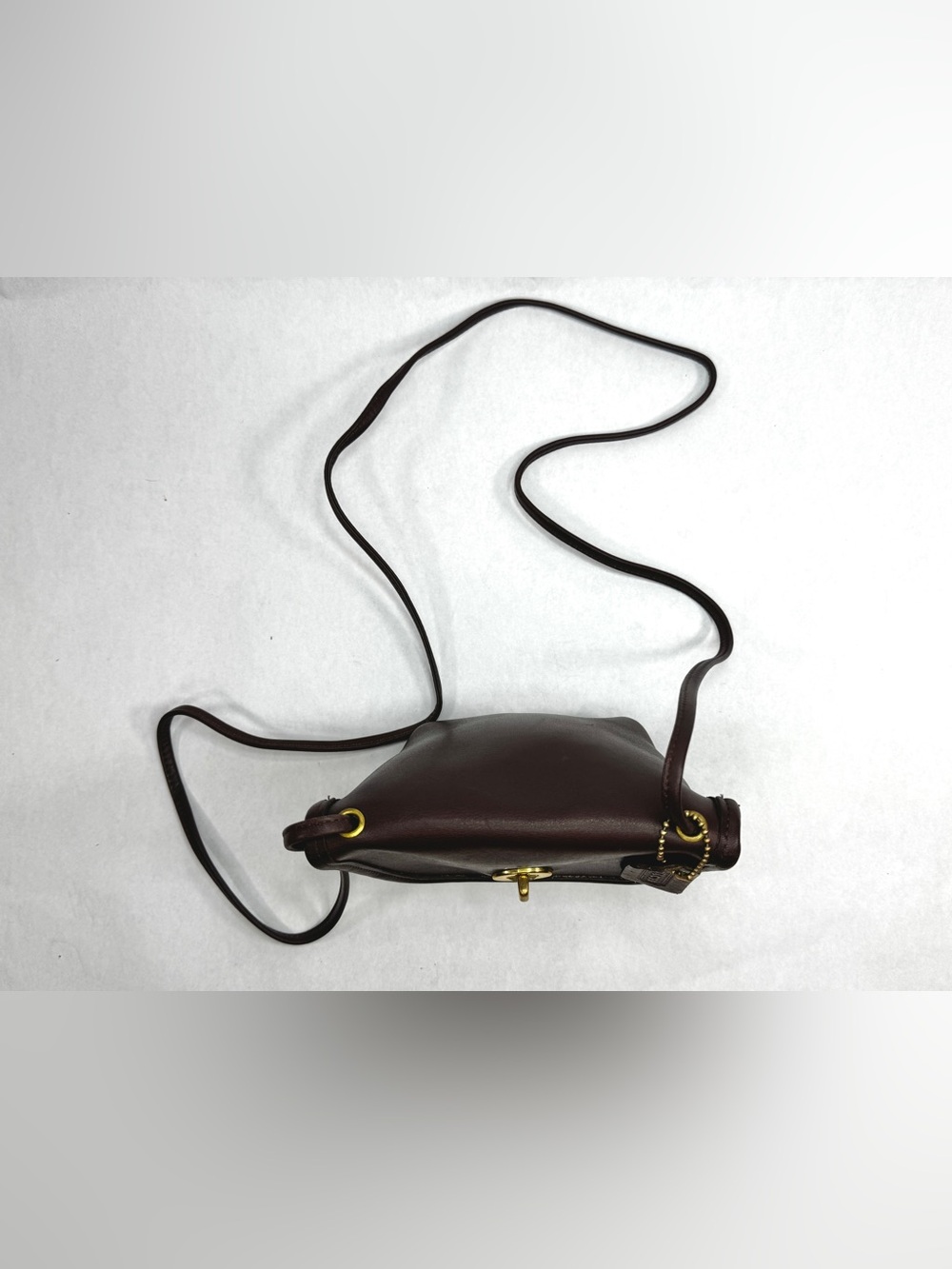 Vintage Coach Everett 9934 Brown Glove-Tanned Leather Turnlock Crossbody Bag - Picture 2 of 14
